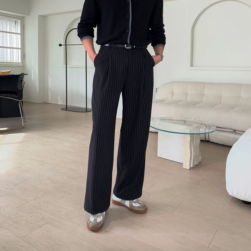 lemenne(ルメンヌ)の「LMNリエピンタックストライプスラックス (3 colors)(パンツ)」