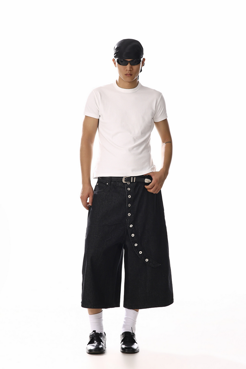 MBEXX(エムビーイーエックスエックス)の「Button Front Cropped Jeans(Pants)」