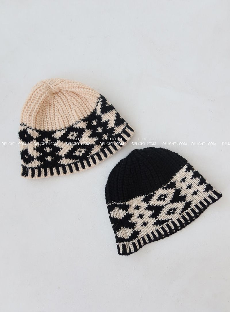 Argyle beanie bucket hat