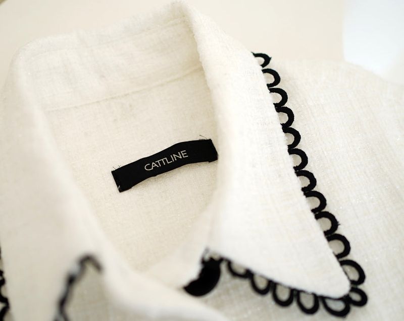 set tweed romantic jacket skirt white
