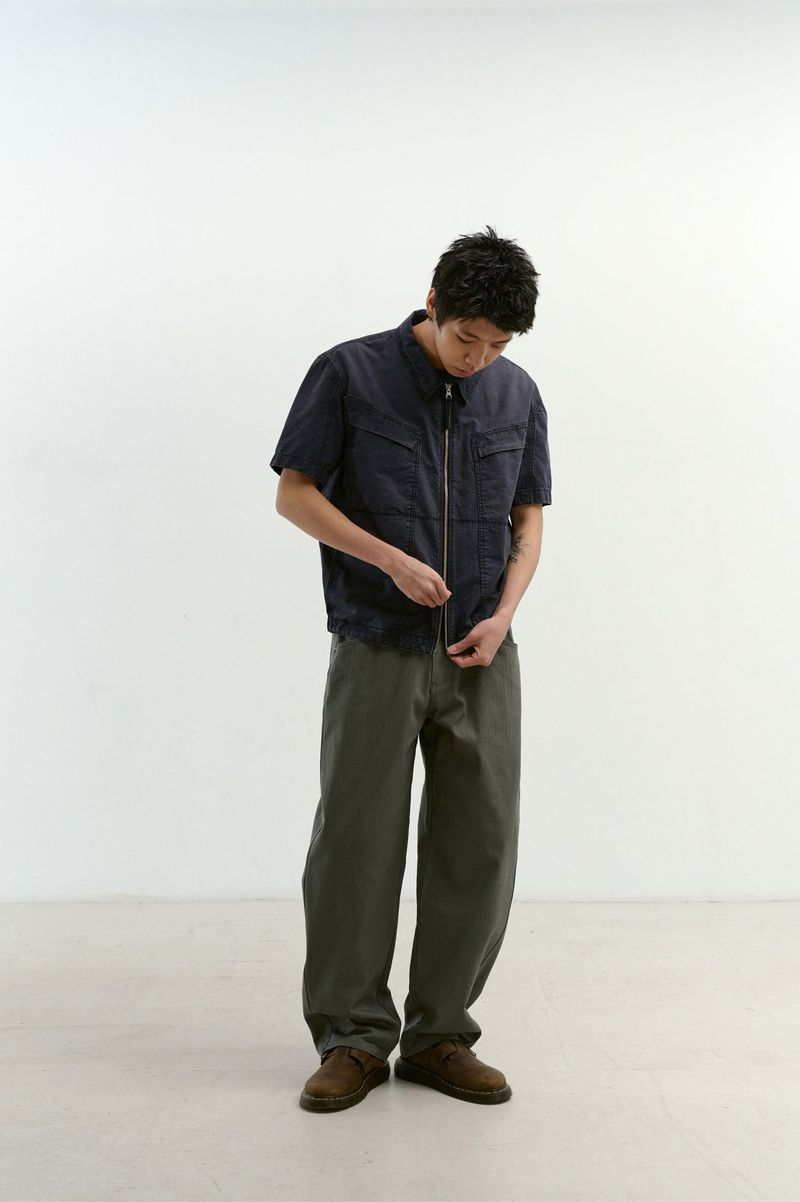 Semi Curved Herringbone Twill Pants (Khaki)