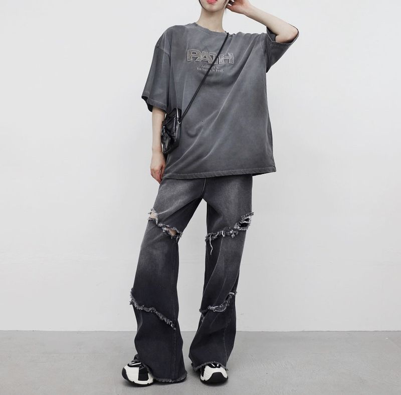 (Unisex) Polymonochrome Printed T-Shirt