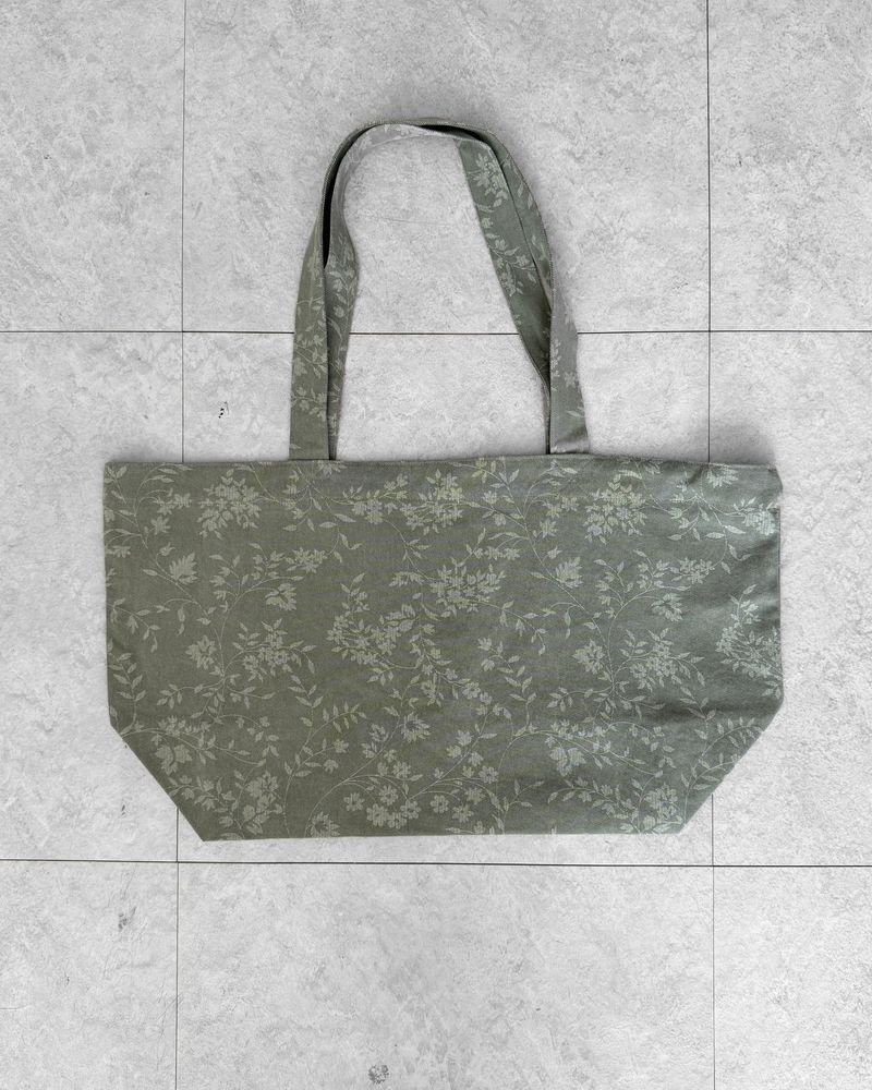 PIGMENT GARDEN TOTE BAG