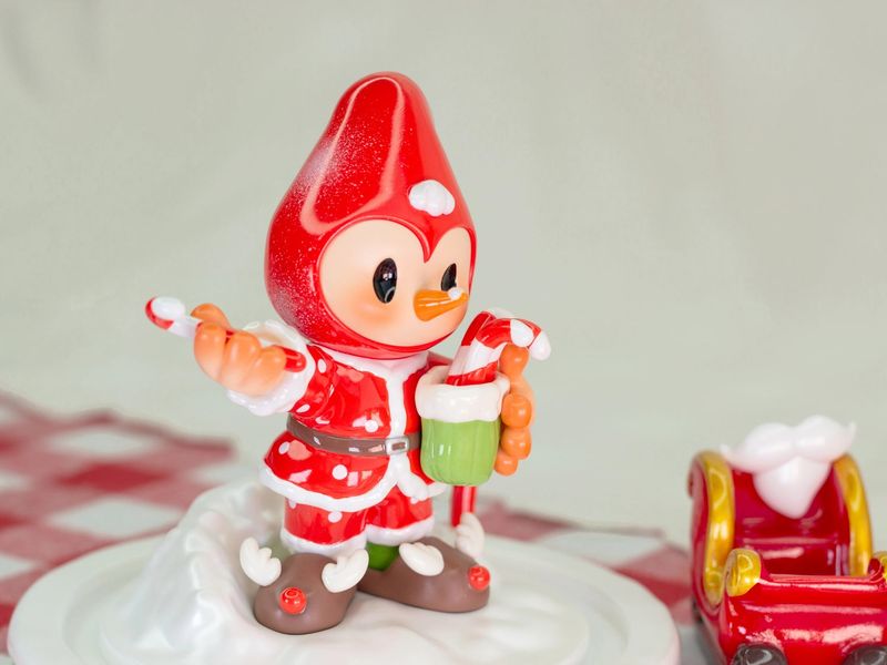 MEEGO-Mini Santa Claus