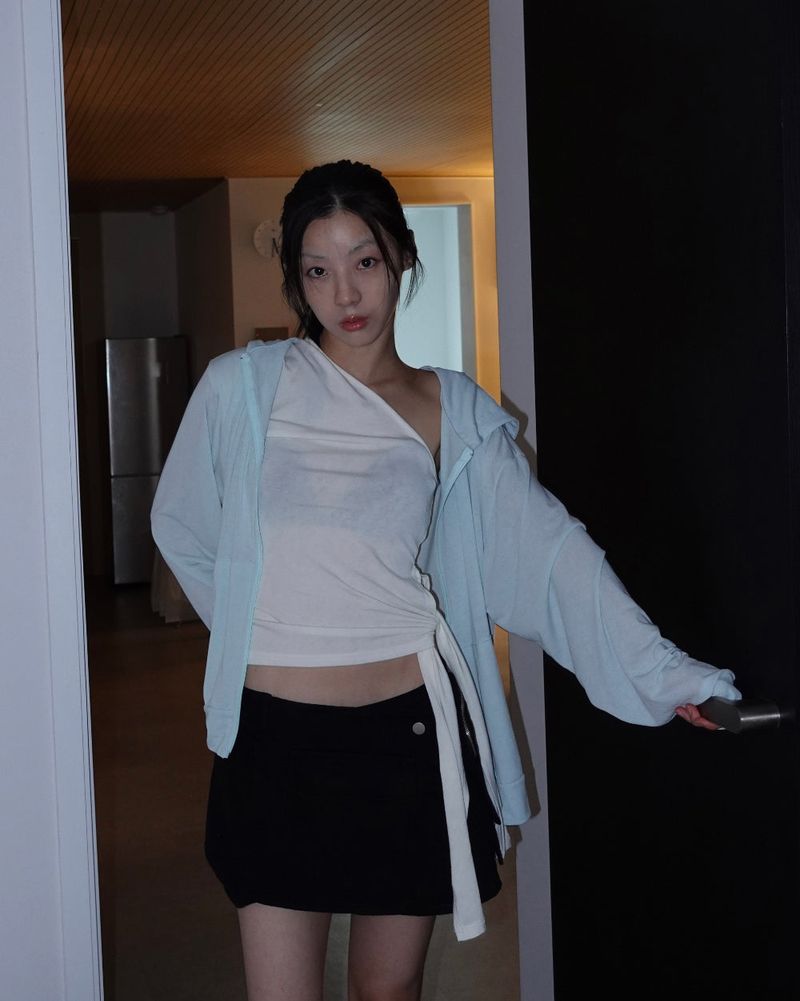 SEETHROUGH LIGHT HOODIE