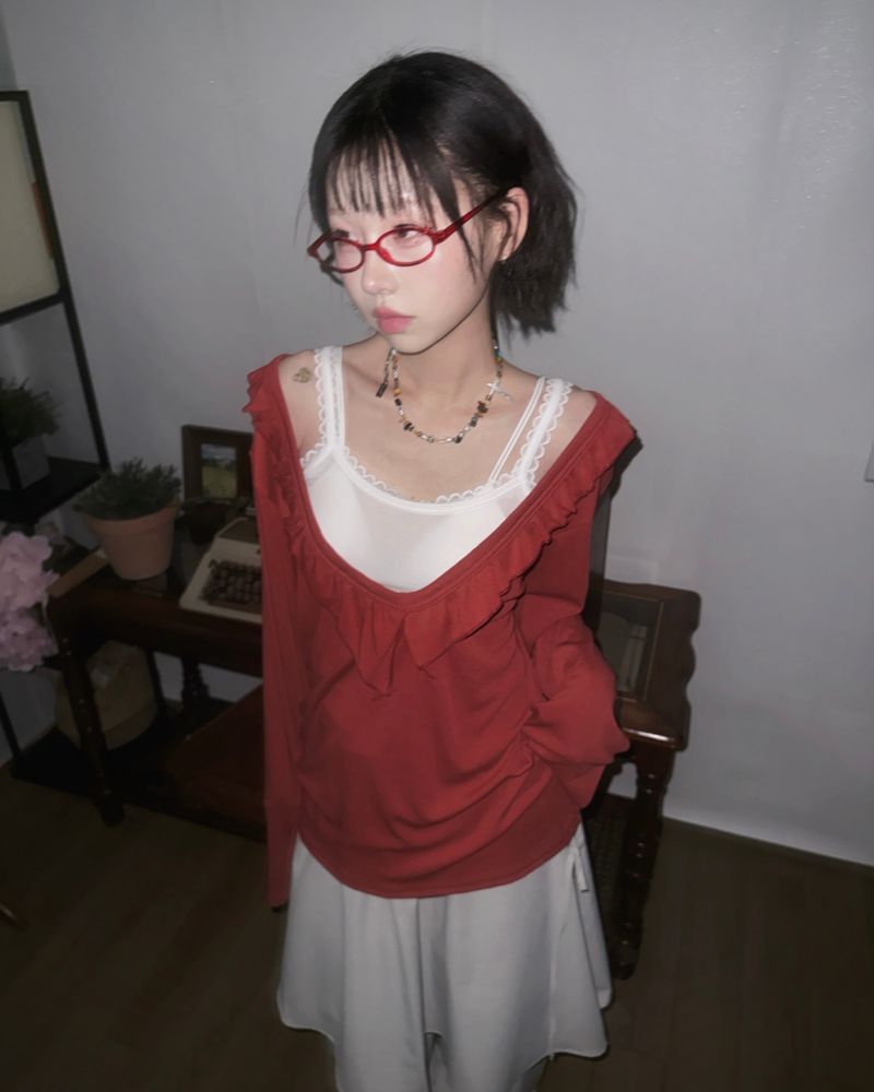 (3color) Ruffle Deep V-neck Slim Long Sleeve Tee