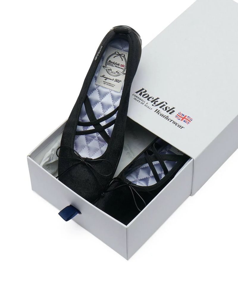 BELLA CROSS BANDING FLATS(PEBBLE SOLE)