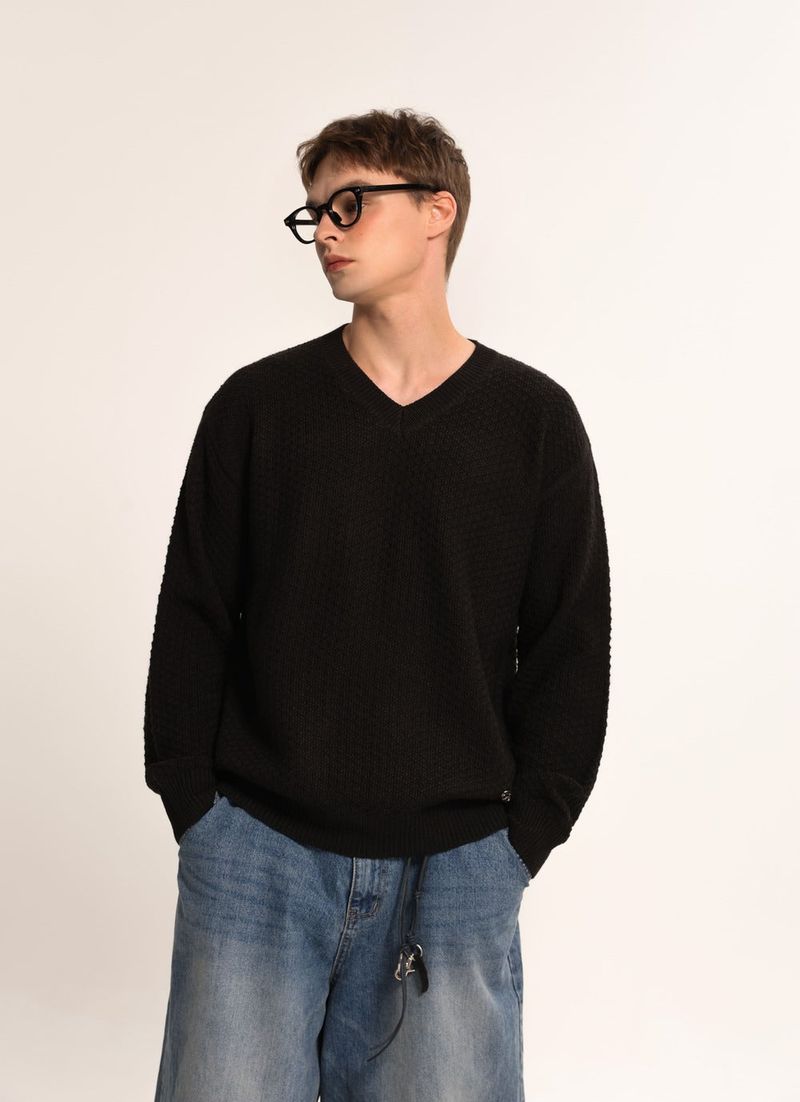 Retro Pattern V-Neck Knitwear - Black