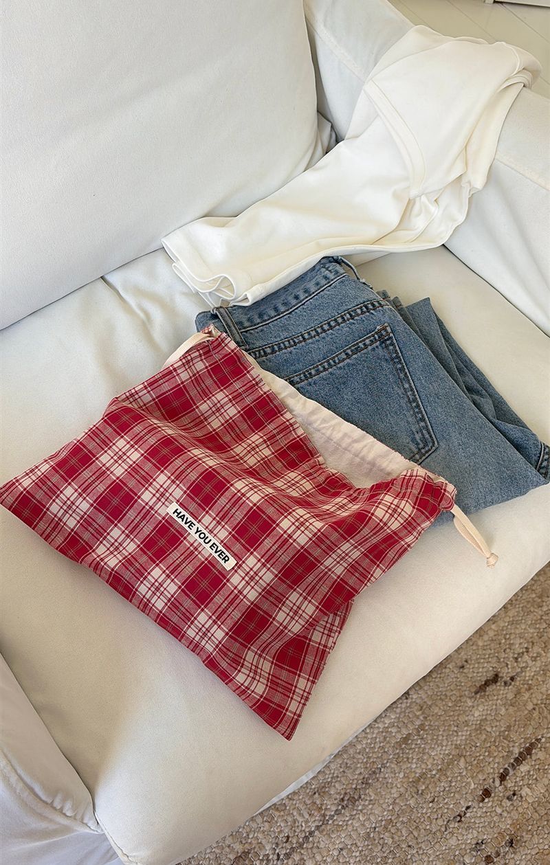 Pattern string pouch - red check , S size