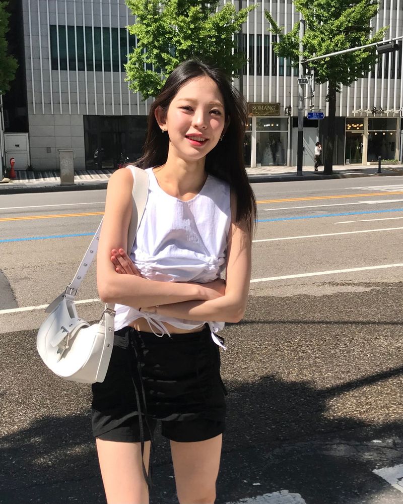 Lovech set up sleeveless