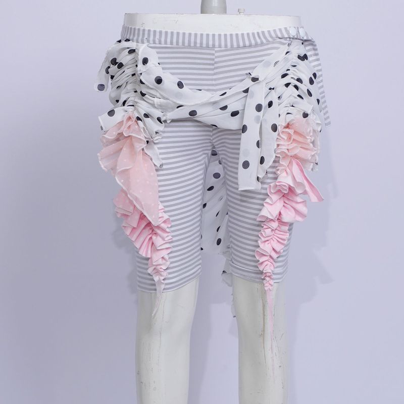 peace888butterfly(ピース888バタフライ)の「ミックストリム デコラティブ スキニー ミッドライズ パンツ(パンツ)」
