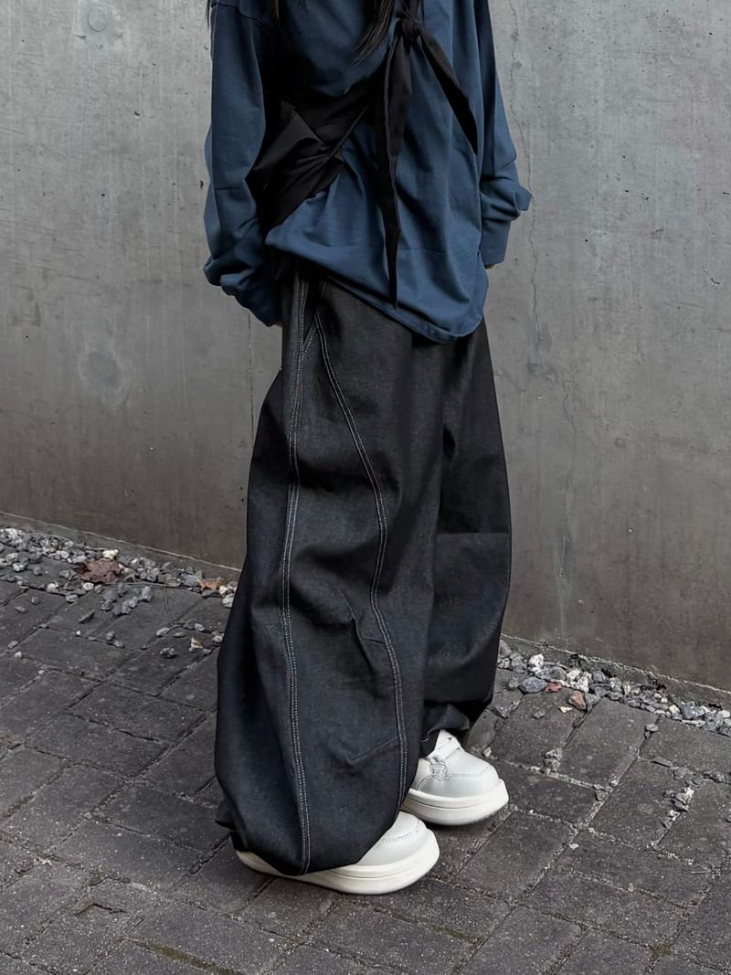back letter raw denim pants