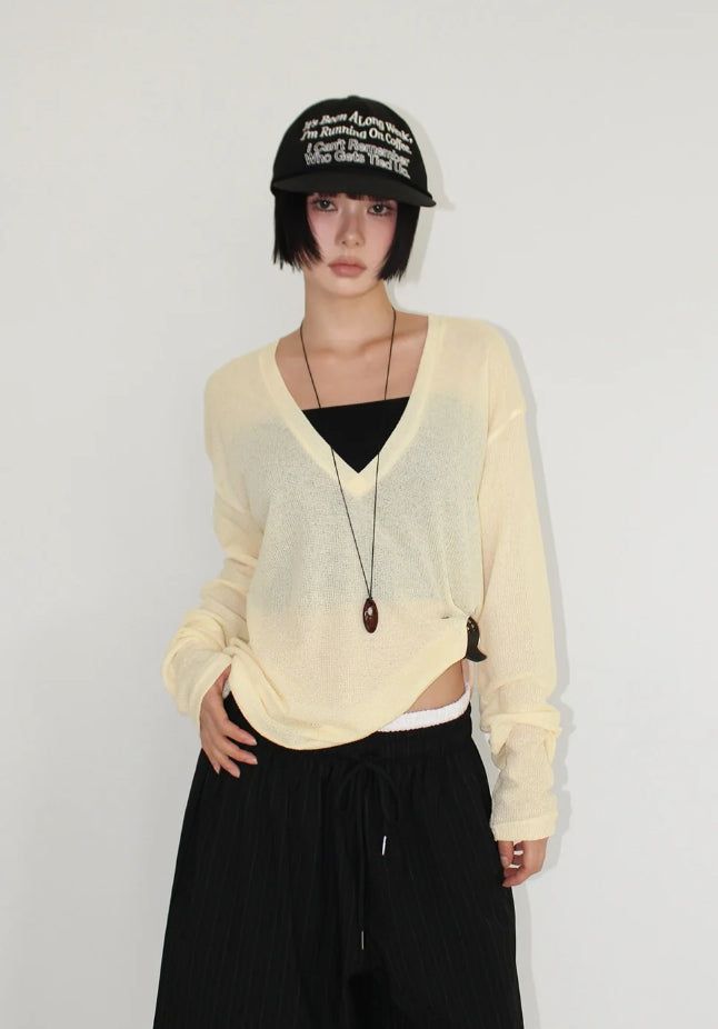 AAKE(アケ)の「LINEN DEEP V-NECK KNIT(Tops)」