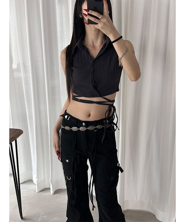 Strap pin tuck pocket pants