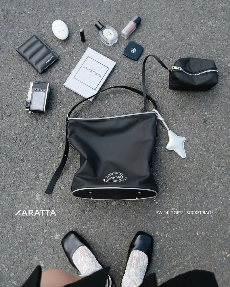 1GET2 BUCKET BAG | BLACK