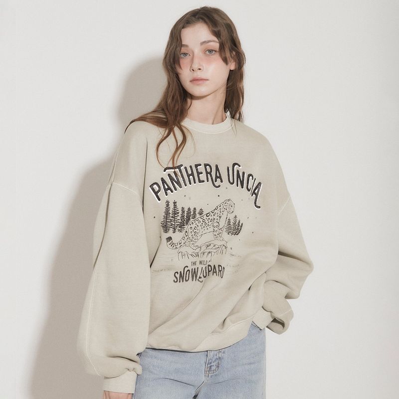 AWE BORN US（アボンアス）の「SNOW LEOPARD PRINT SWEATSHIRT [normal] [BEIGE]（Tops）」