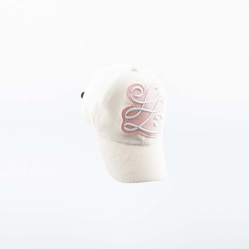 ETERNAL YOU(エタナールユー)の「Clef(Hats)」