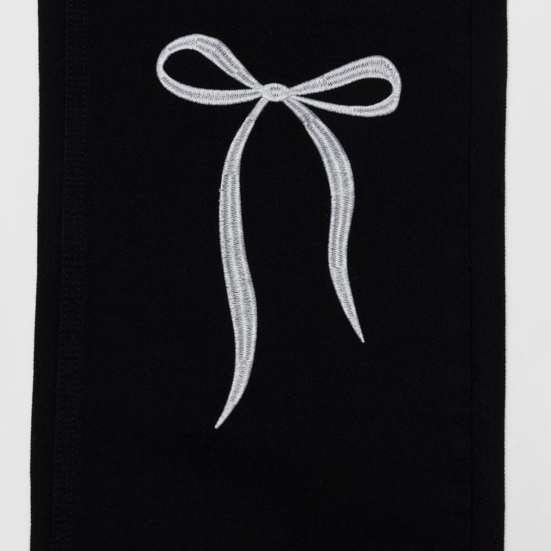 RIBBON EMBROIDERED BLACK DENIM PANTS code 18203