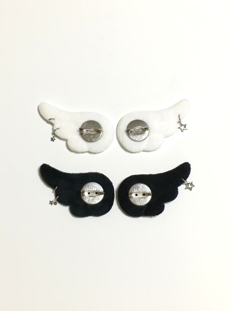 Angel wings (hairpin & badge)