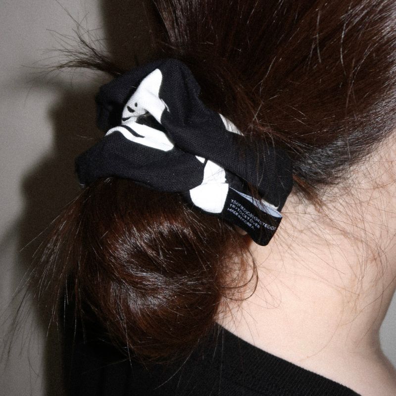 TUTEOGI ‘Rhythm’ scrunchie #001 (M size)