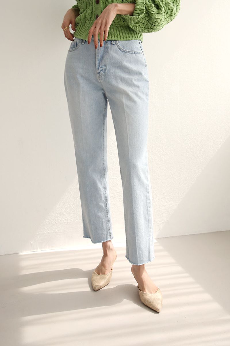 PERRIER JEANS