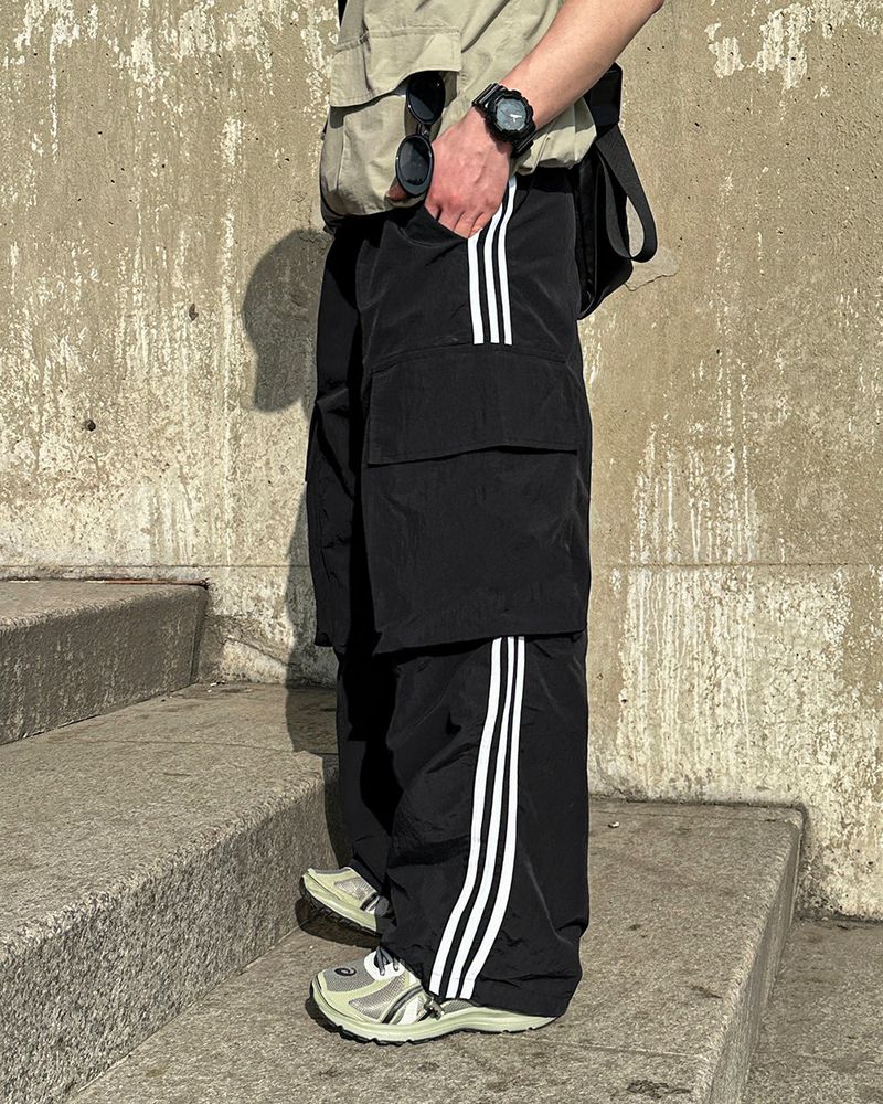 Line Nylon Track Cargo Pants - Black