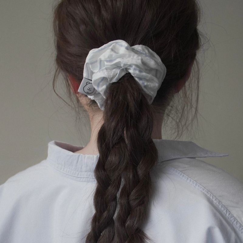 TUTEOGI（トゥトギ）の「TUTEOGI ‘Rhythm’ scrunchie #003 (M size)（Hair Accessories）」