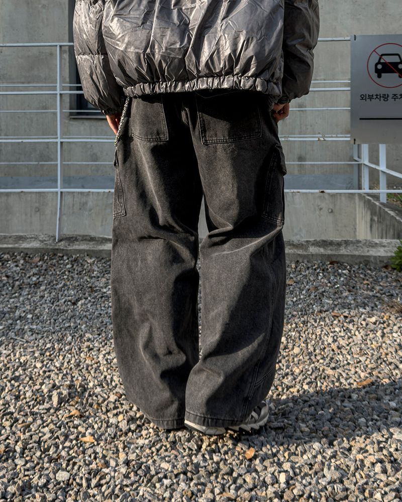 Curt Cut Cargo Wide Denim