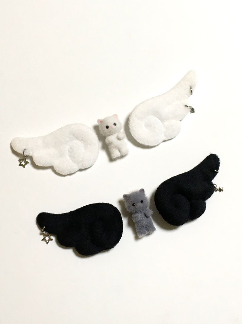 Angel wings (hairpin & badge)