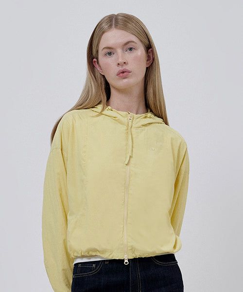 KIRSH（キルシー）の「KIRSH プレーンインクシジョンウーブンウインドブレーカー [LIGHT YELLOW]（ジャケット/アウター）」