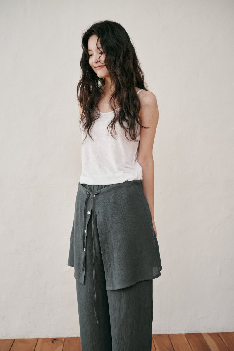 Linen V-neck sleeveless (Brown)