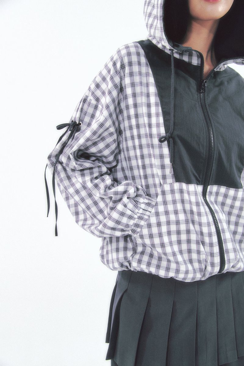 Check Ribbon Wind Breaker Black