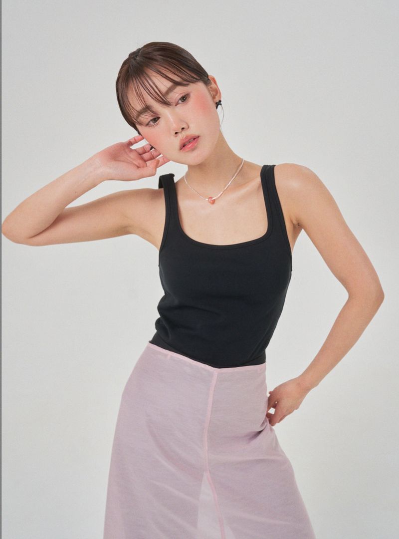 Square sleeveless (black)