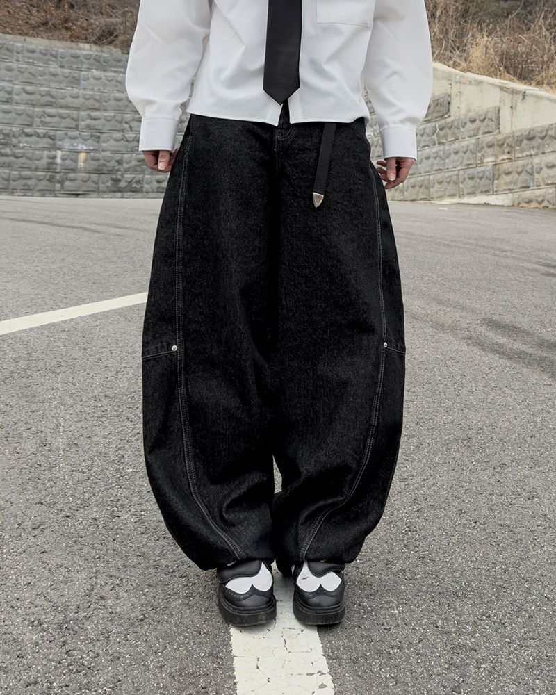 JIIGEUM（ジグム）の「Aki Pin-Dart Non-Fade Denim（Pants）」