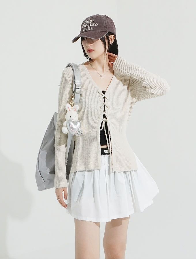 Labeling pleats skirt