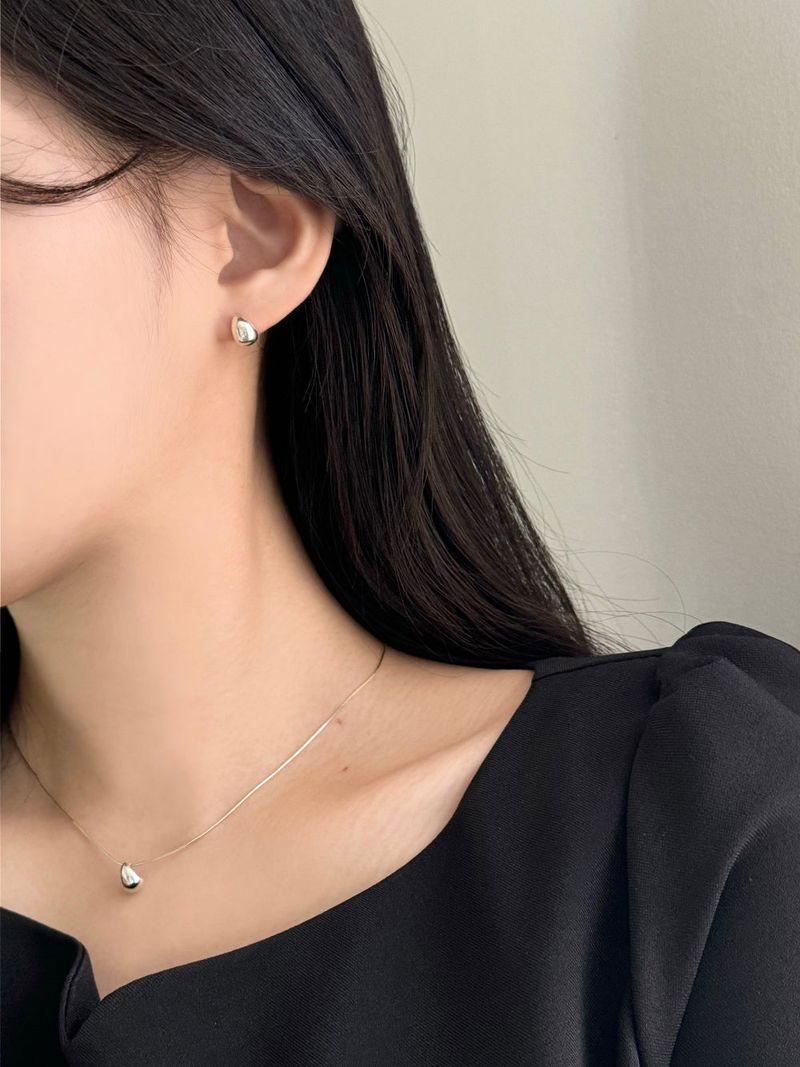 Blingmoon（ブリングムーン）の「[Silver 925] bold water drop earrings necklace set（Accessories）」