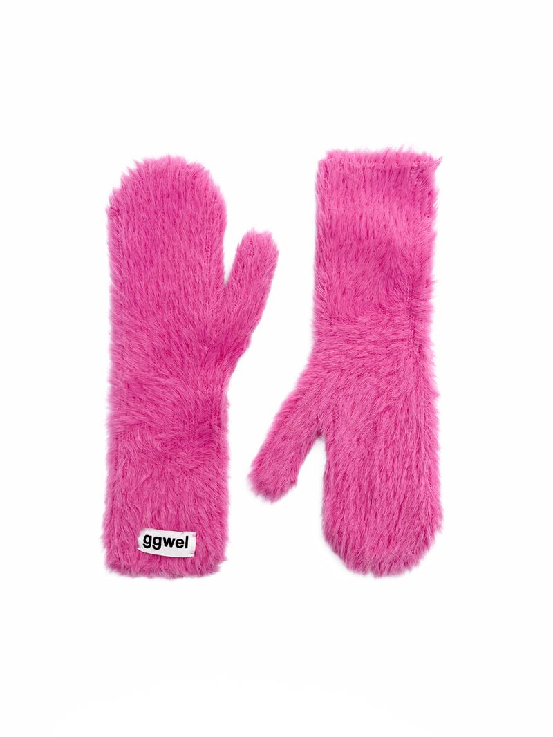 FLUFFY ANGORA GLOVES