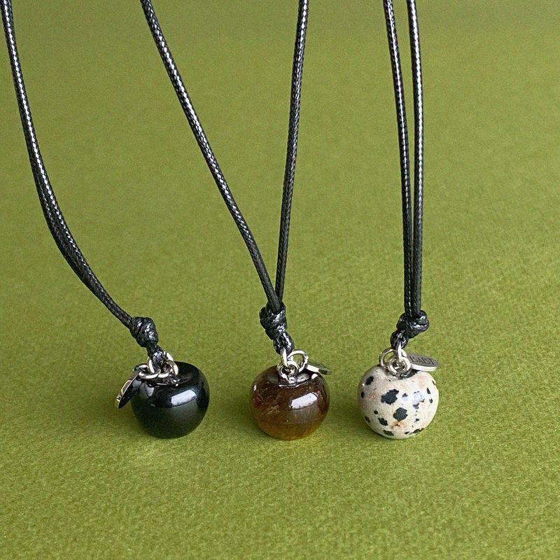 mechuri apple necklace