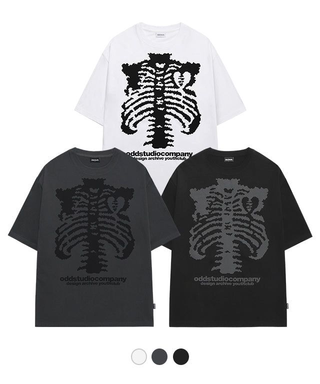 ODDSTUDIO（オッドスタジオ）の「スカル ピクセル グラフィック オーバーフィット Tシャツ（トップス）」