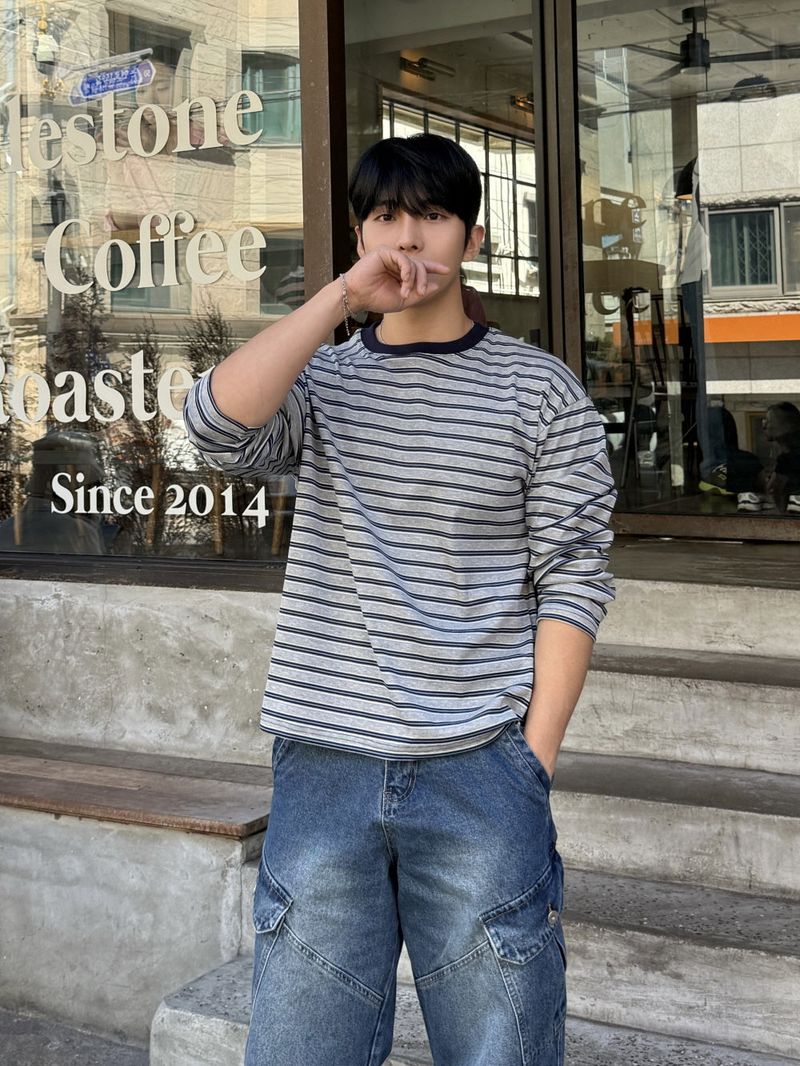 AVAND(アバンド)の「With crop stripe long-sleeve tee(Tops)」