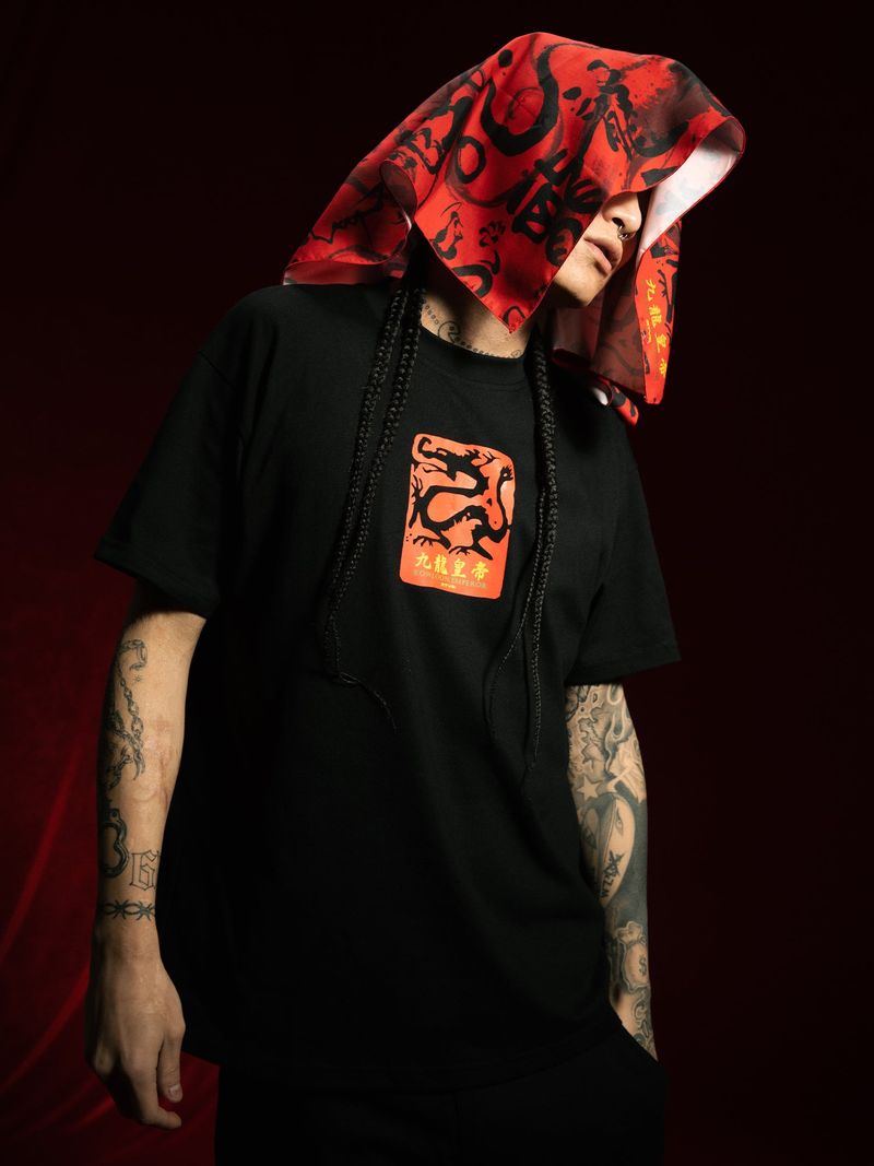 Retrovegas（レトロベガス）の「RTVG(RETROVEGAS) チャイニーズドラゴンロゴTシャツ（トップス）」