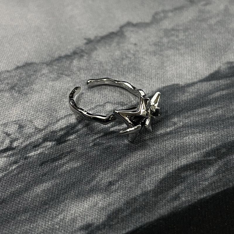 Black Star Ring