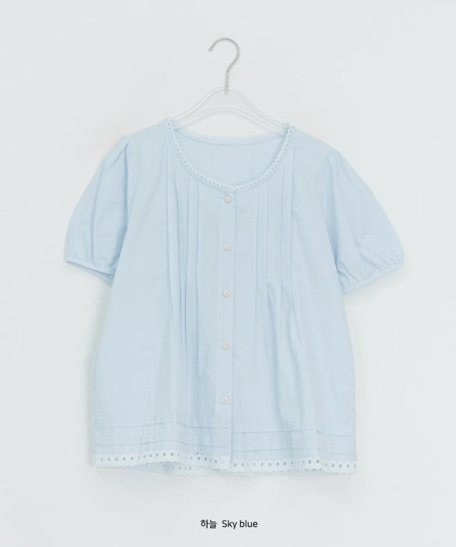 Leonne Lace Punching Short Sleeve Blouse