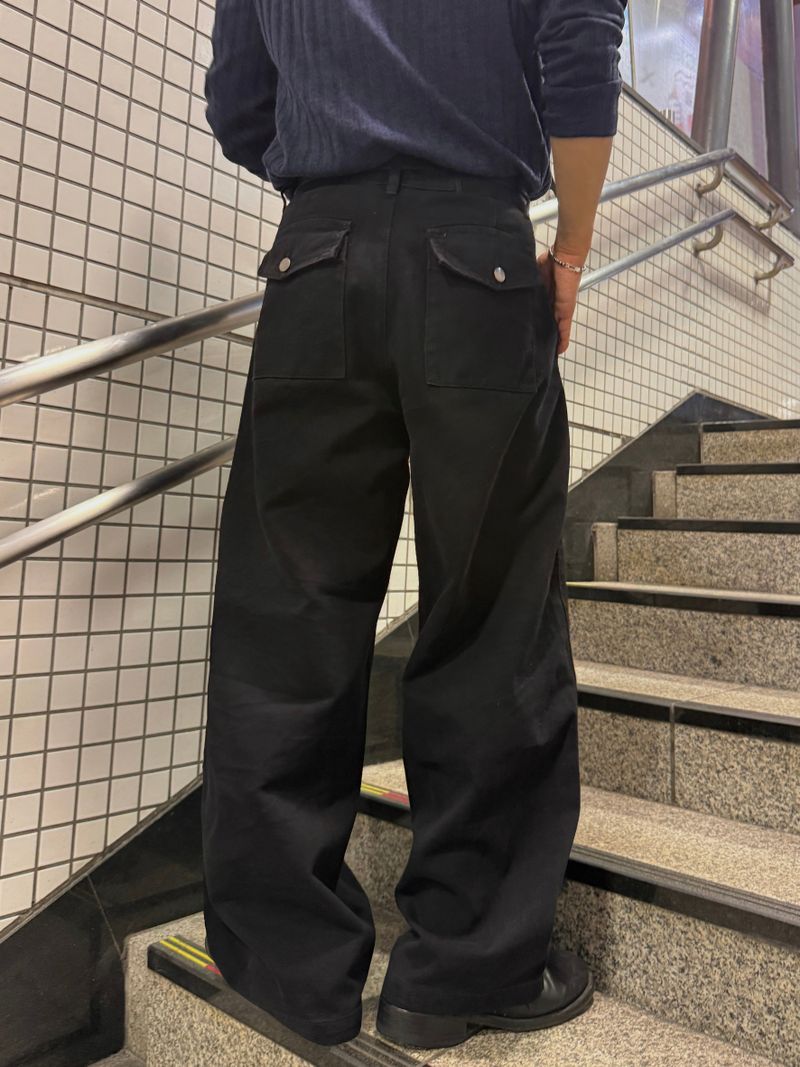 AVAND（アバンド）の「バックポケット ダイド バレル デニム パンツ（パンツ）」