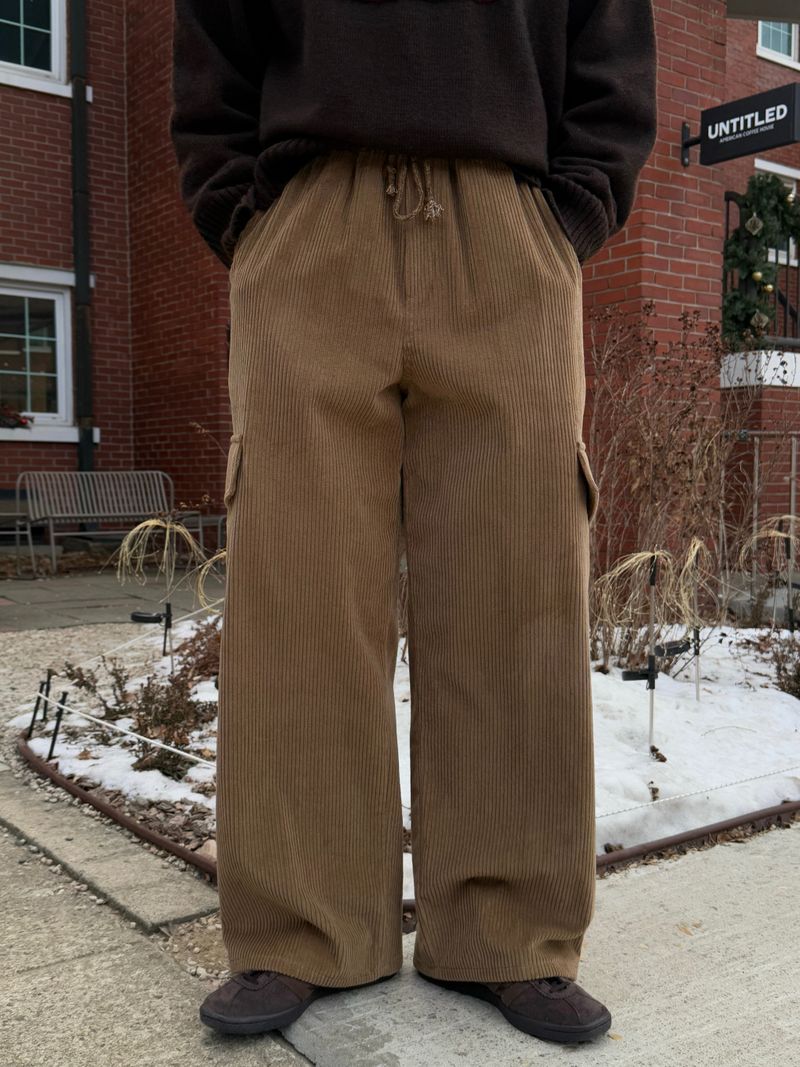 AVAND（アバンド）の「Kain corduroy cargo pants（Pants）」