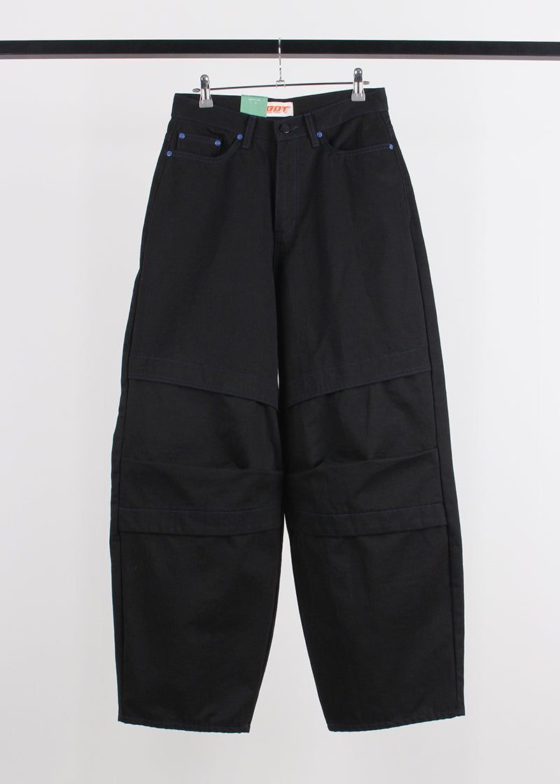 BLUE POINT BLACK PANTS