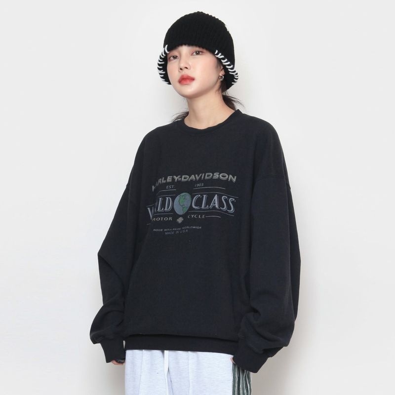 nutellike(ヌテールライク)の「World Class Sweatshirt(Tops)」