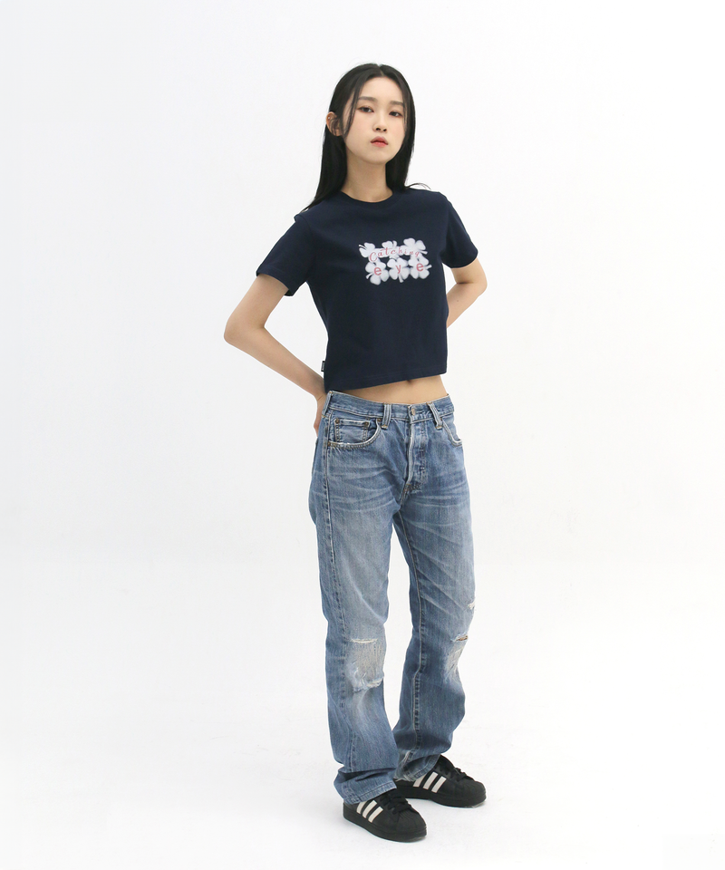 Catching Eye Crop T-Shirt in Navy