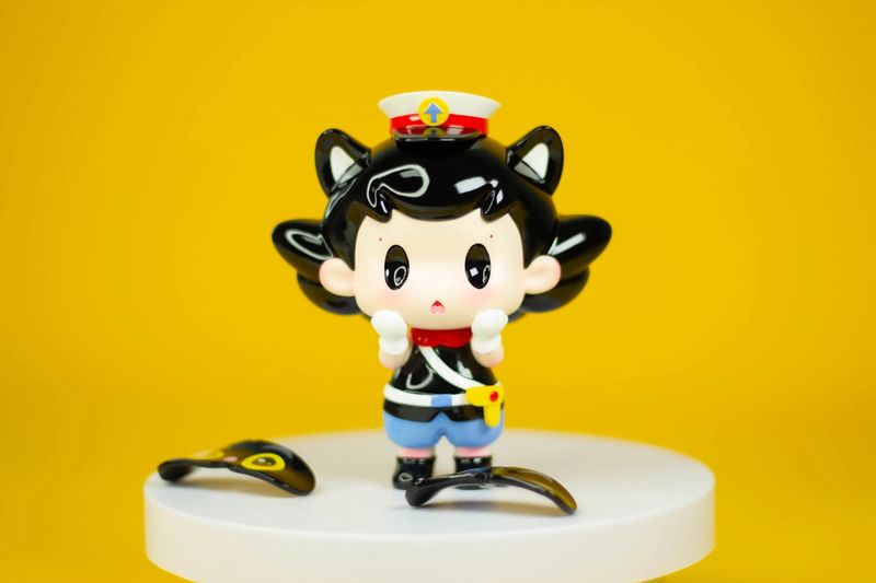 TOTO-Black Cat Detective Collaboration