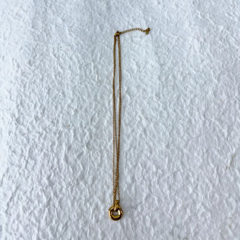 Double Ring Pendant Necklace